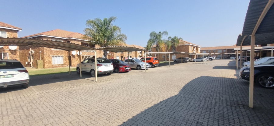2 Bedroom Property for Sale in Brits North West